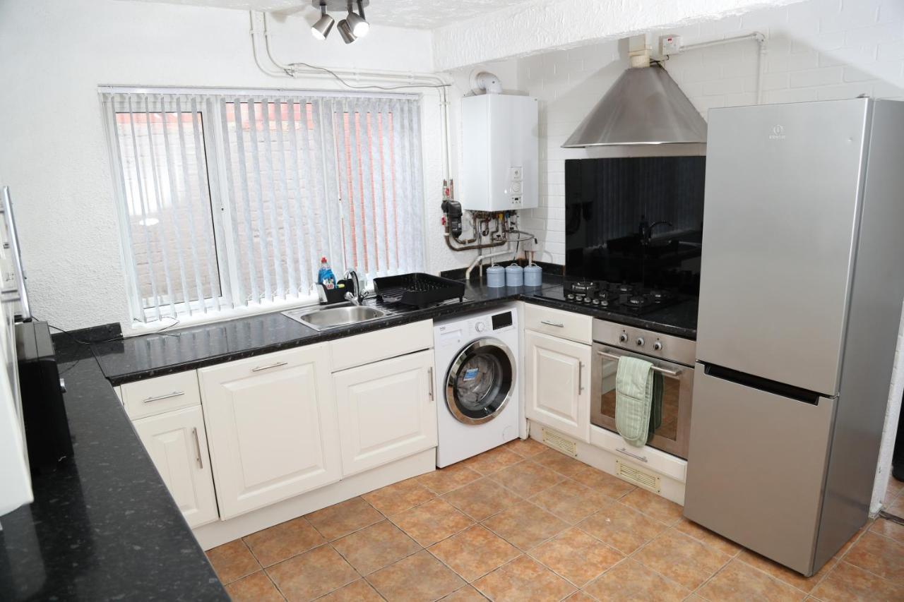 Cosy 3-Bed Bungalow Nec Airport Close To Amenities Birmingham Exterior foto